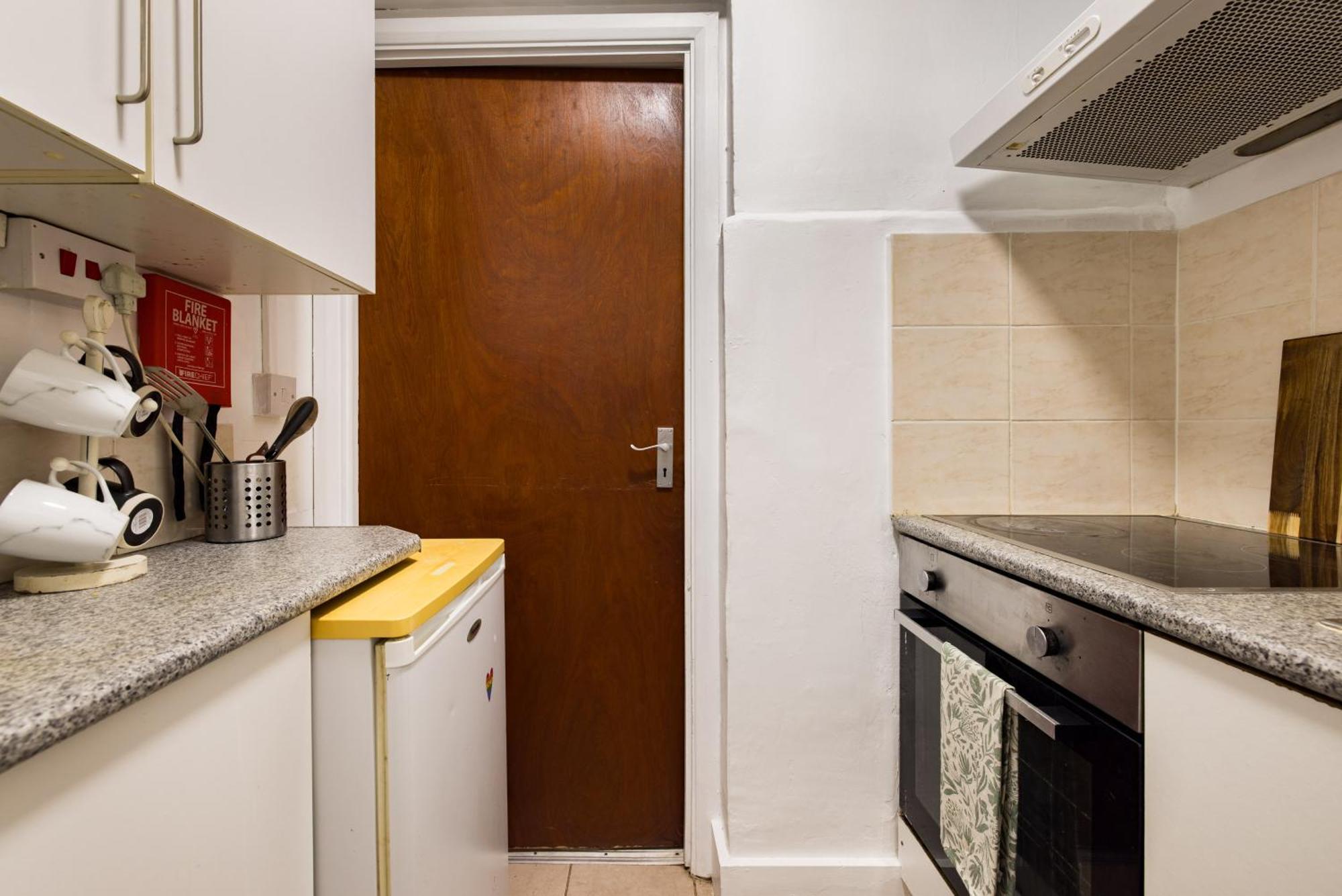 1Bd Apartment Near Olympic Park, East Лондон Екстериор снимка