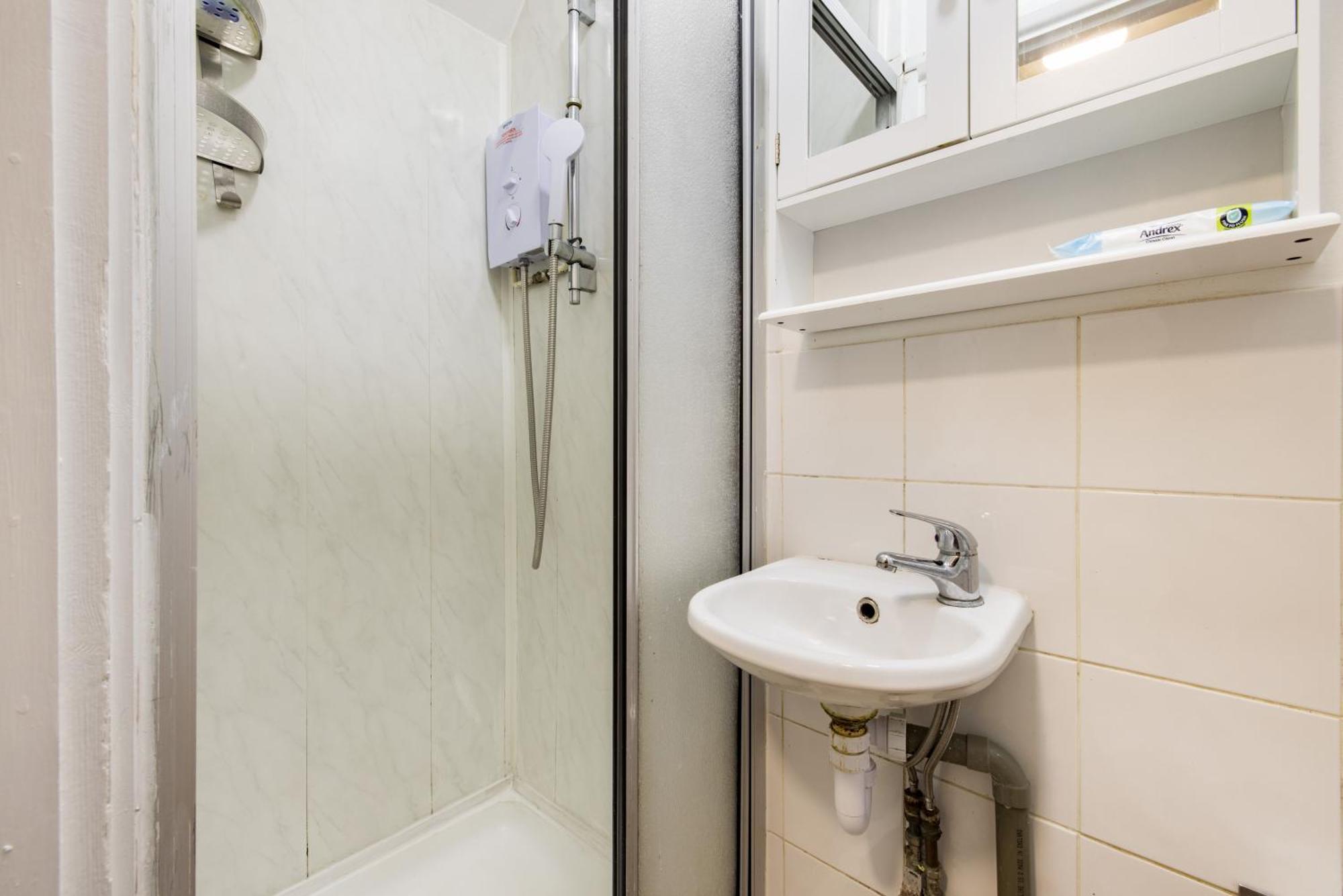 1Bd Apartment Near Olympic Park, East Лондон Екстериор снимка